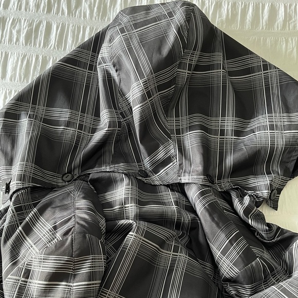 PIZAZZ Spring Jacket Detachable Hood Black Grey Plaid Button Front Neutral - Picture 5 of 16